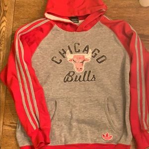 Adidas Chicago Bulls youth Large 14/16 sweatshirt
